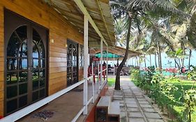 Furtado'S Beach Resort